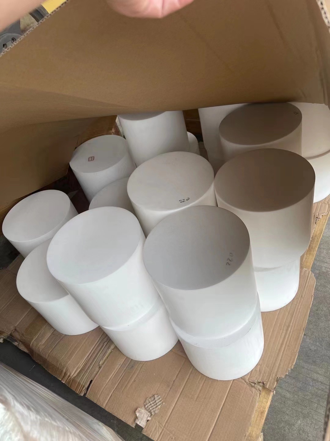 पीटीएफई शीट निर्माता पीटीएफई गैस्केट शीट फैक्टरी- पेडू आपूर्तिकर्ता